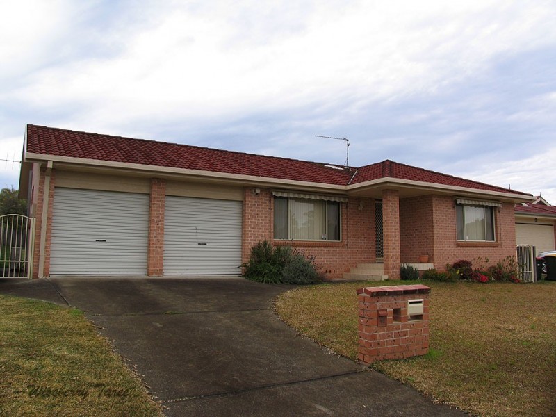 12 Molong Road, Old Bar NSW 2430
