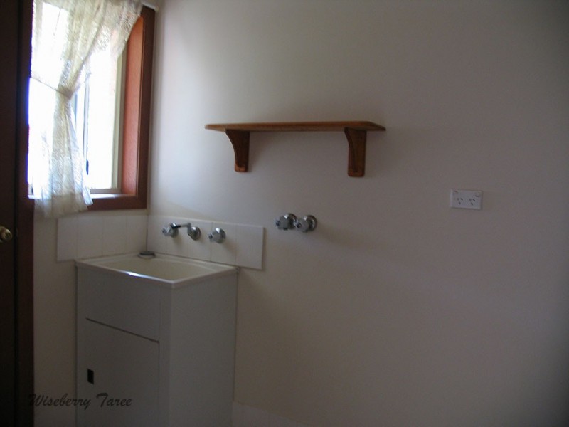 12 Molong Road, Old Bar NSW 2430