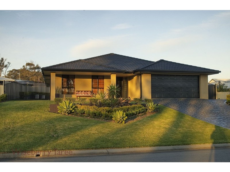 25 Shantull Drive, Wallabi Point NSW 2430