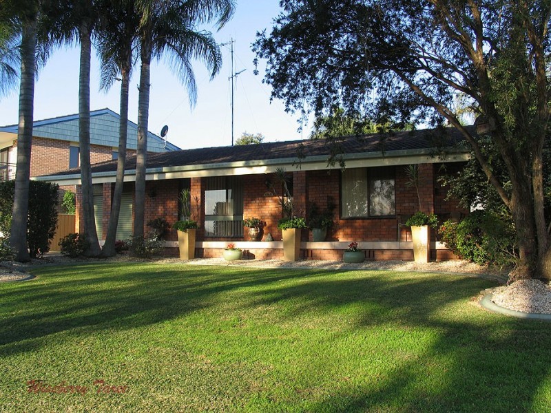 5 Kurrajong Crescent, Taree NSW 2430