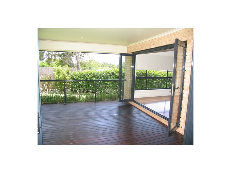 30 Mistrall Place, Old Bar NSW 2430