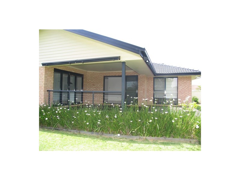 30 Mistrall Place, Old Bar NSW 2430