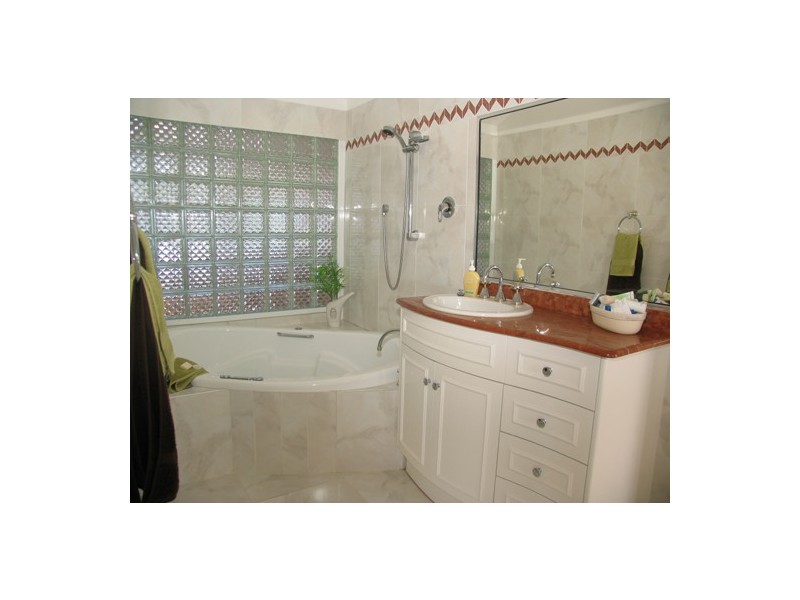 3 Seaspray Circuit, Wallabi Point NSW 2430