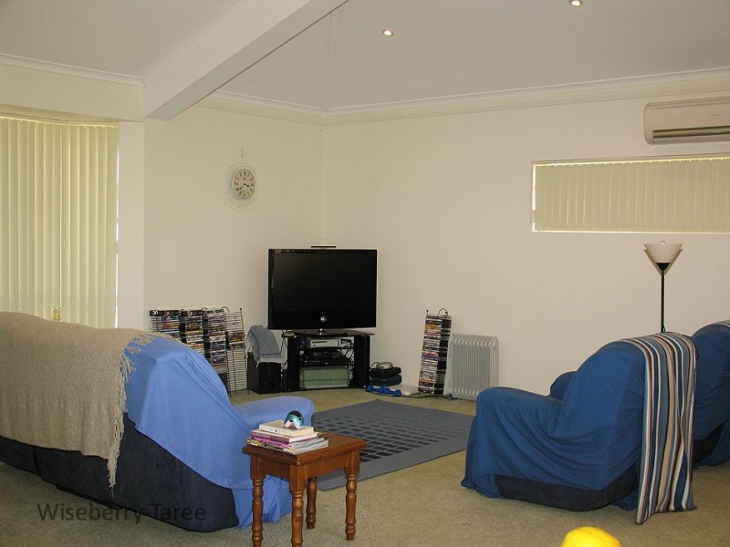 3 Seasound Close, Old Bar NSW 2430