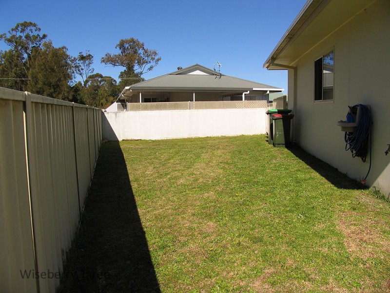 3 Seasound Close, Old Bar NSW 2430