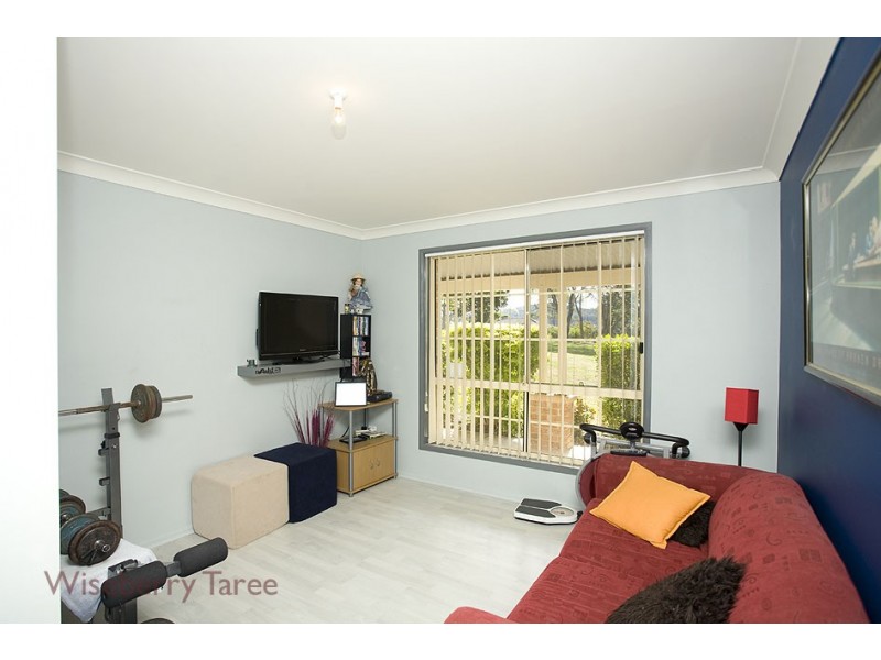 27 Potoroo Drive, Taree NSW 2430