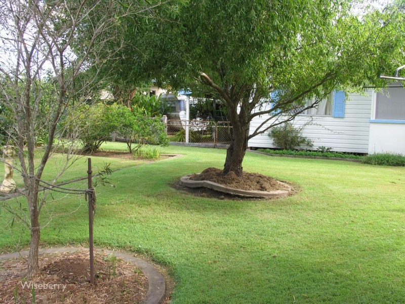 19 Railway Parade, Taree NSW 2430