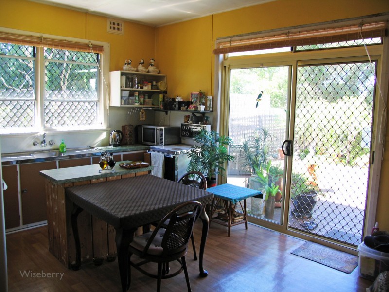 16 Campbell Street, Taree NSW 2430