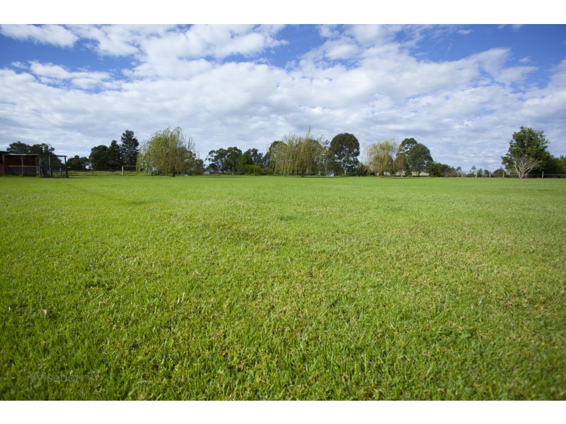 7 Carina Close, Taree NSW 2430