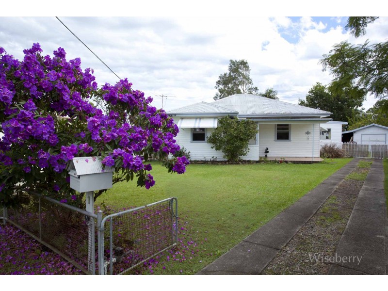 1 Bahtoo Parade, Taree NSW 2430
