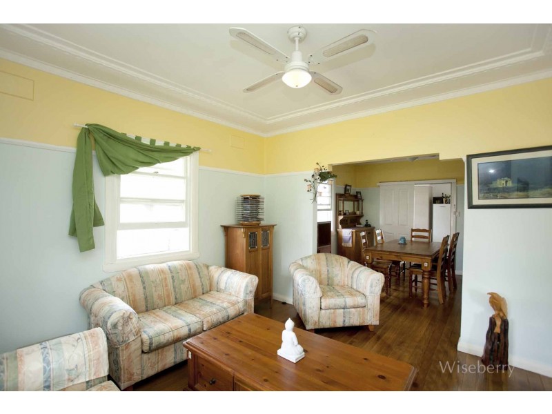 1 Bahtoo Parade, Taree NSW 2430