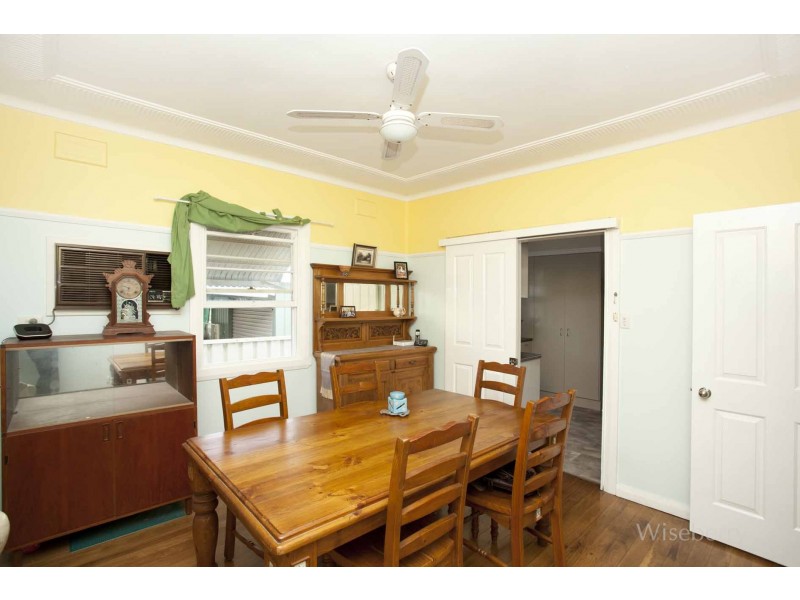 1 Bahtoo Parade, Taree NSW 2430