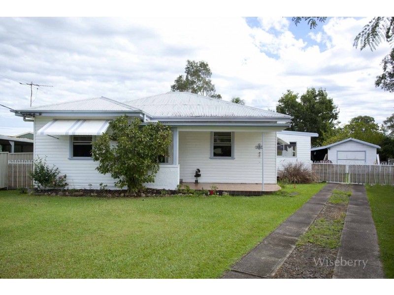 1 Bahtoo Parade, Taree NSW 2430