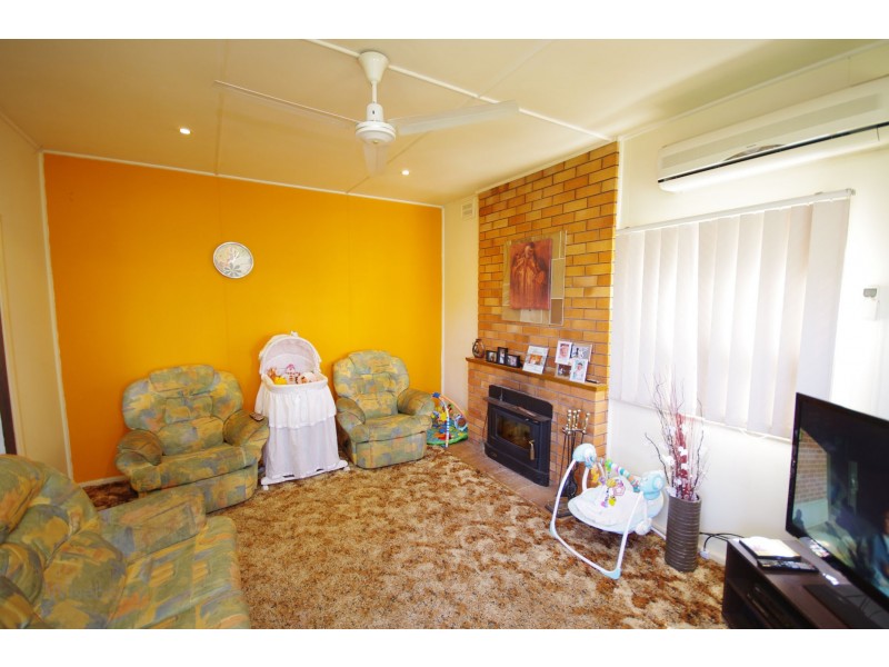 82 Oxley Street, Taree NSW 2430