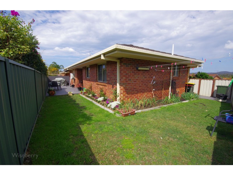 2/35 Tristania Crescent, Taree NSW 2430