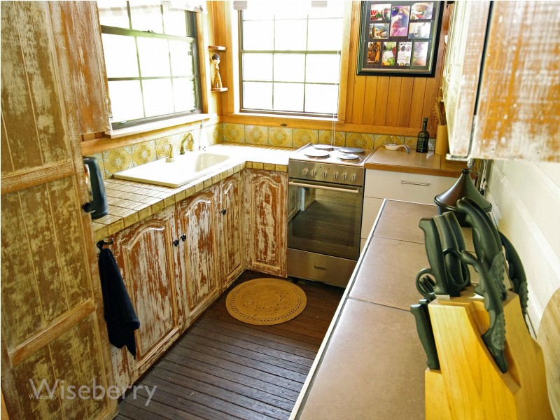 9 Fernridge Lan, Langley Vale NSW 2426