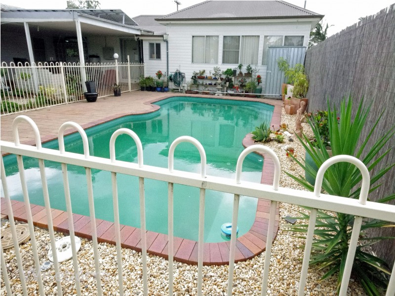 12 Lyndhurst Street, Taree NSW 2430