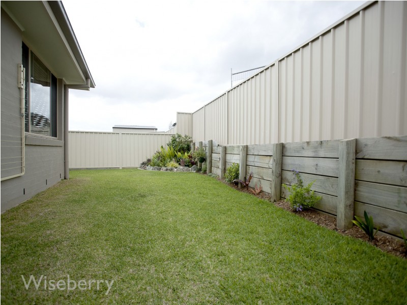 23 John Hall Drive, Taree NSW 2430