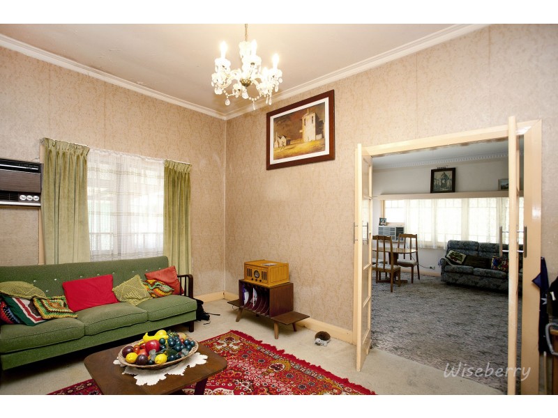 13 Florence Street, Taree NSW 2430