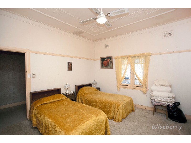 13 Florence Street, Taree NSW 2430