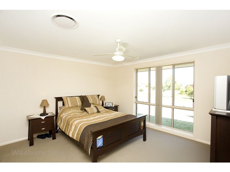 17 John Hall Drive, Taree NSW 2430