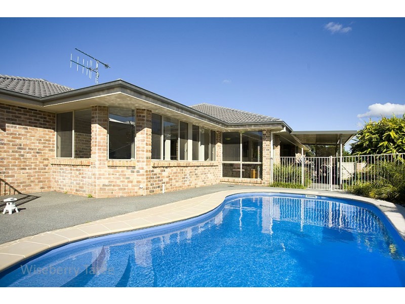 17 John Hall Drive, Taree NSW 2430