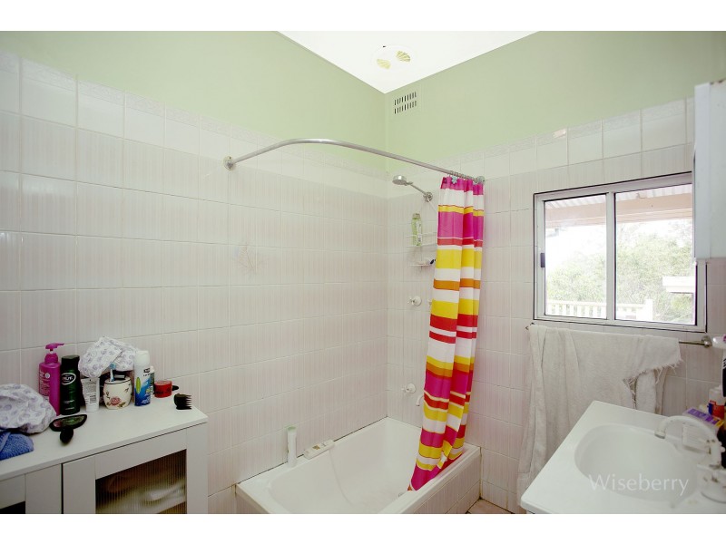 12 Skinner Street, Wingham NSW 2429