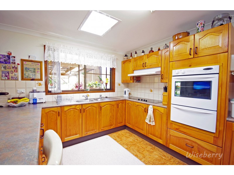 25 Richardson Street, Old Bar NSW 2430