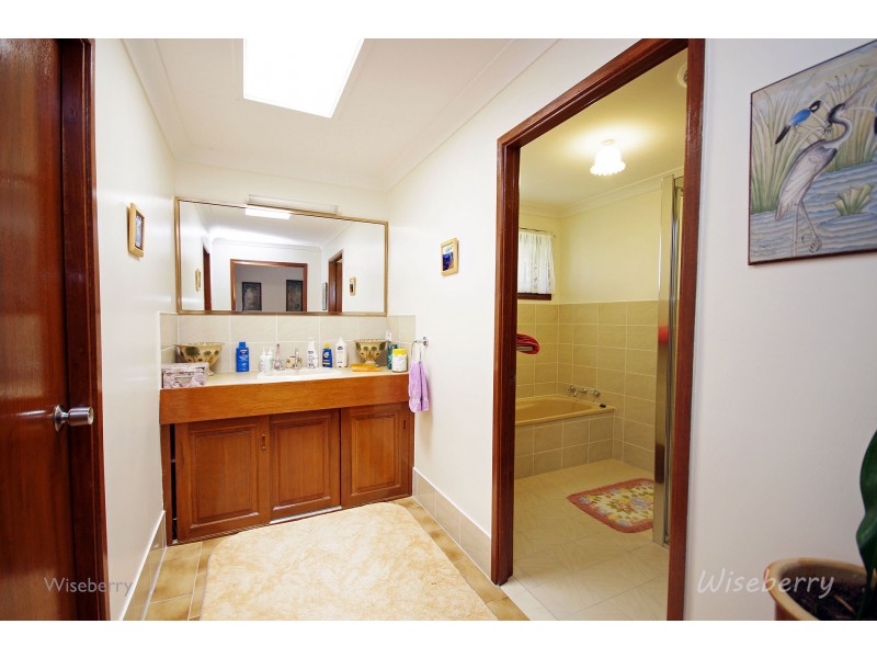25 Richardson Street, Old Bar NSW 2430
