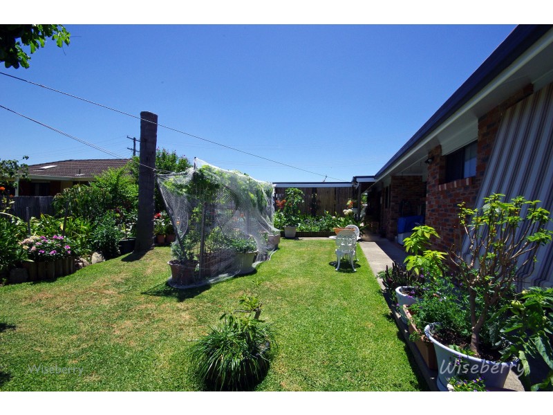 25 Richardson Street, Old Bar NSW 2430