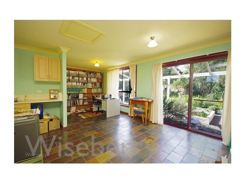 5 Eucalypt Close, Old Bar NSW 2430