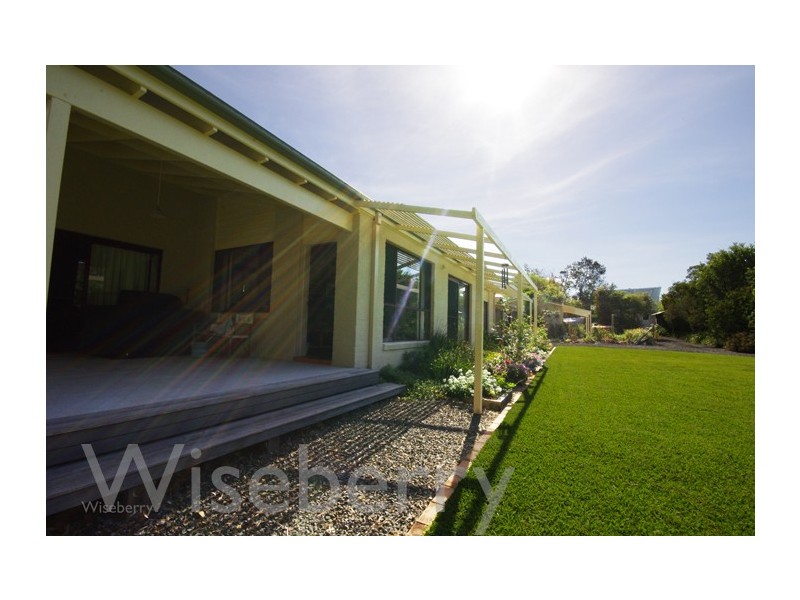 5 Eucalypt Close, Old Bar NSW 2430