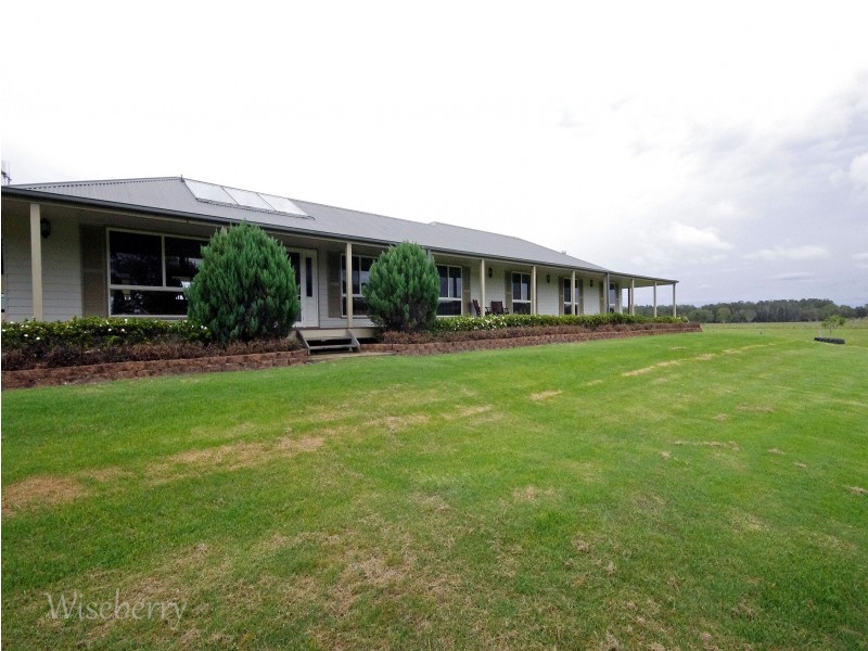 700 Manning Pont Road, Oxley Island NSW 2430