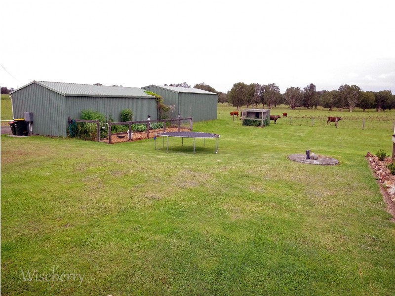 700 Manning Pont Road, Oxley Island NSW 2430