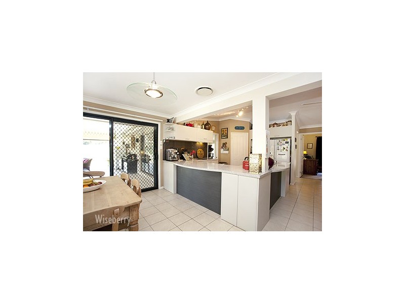52 Gracelands Place, Pampoolah NSW 2430