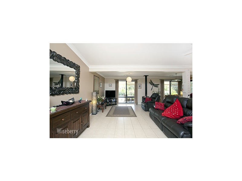 52 Gracelands Place, Pampoolah NSW 2430
