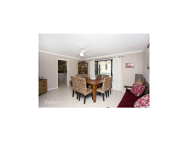 52 Gracelands Place, Pampoolah NSW 2430