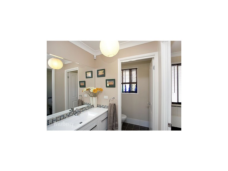 52 Gracelands Place, Pampoolah NSW 2430