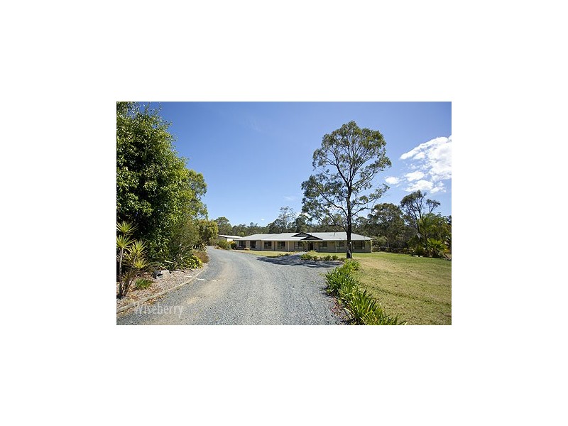 52 Gracelands Place, Pampoolah NSW 2430