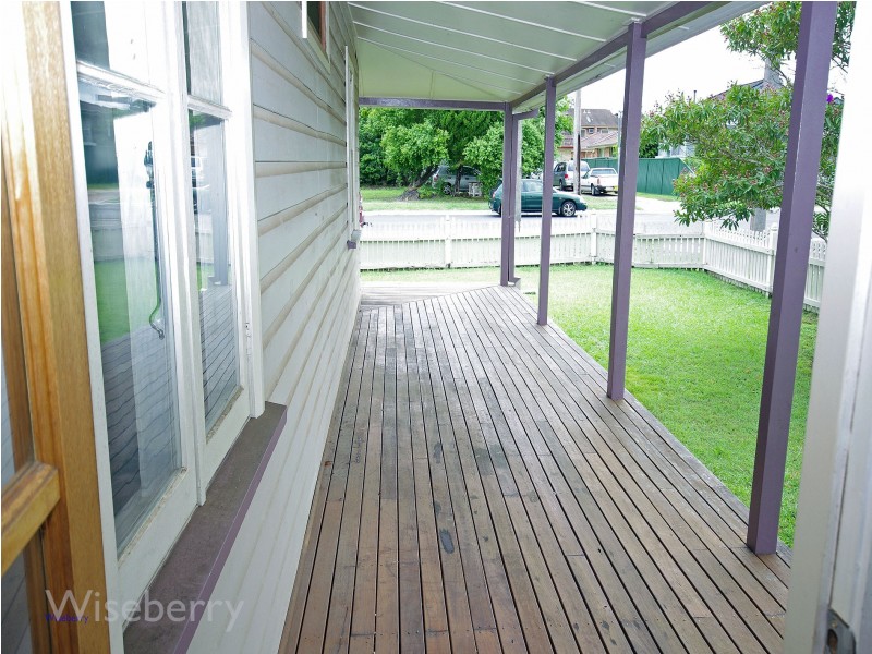 35 Stevenson Street, Taree NSW 2430