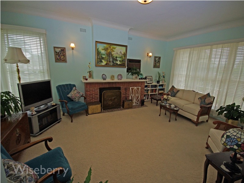 6 Hinten Cresent, Taree NSW 2430