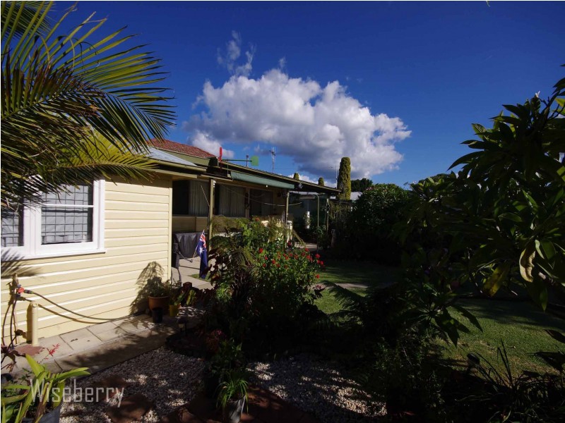 7 Pitt Street, Taree NSW 2430