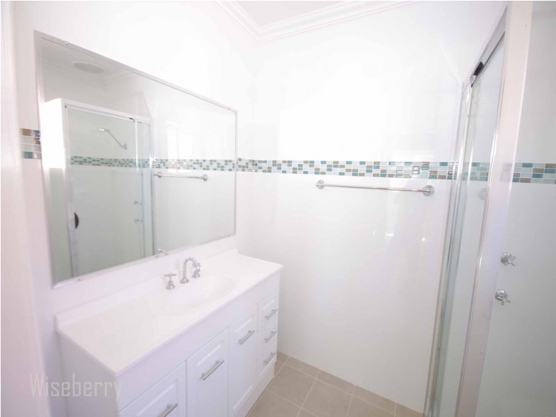 9 Sundara Close, Taree NSW 2430