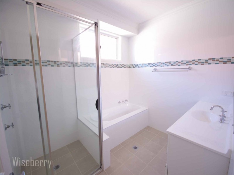 9 Sundara Close, Taree NSW 2430