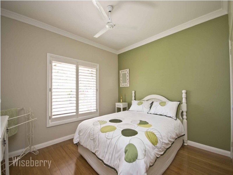 17 Grandis Parade, Taree NSW 2430