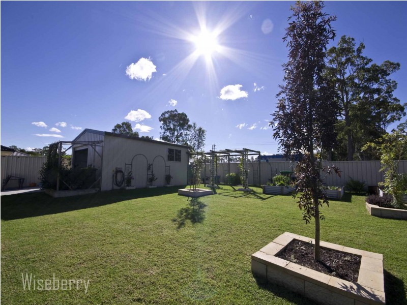 17 Grandis Parade, Taree NSW 2430