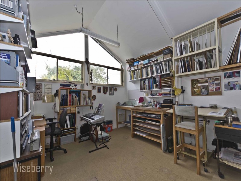 2 Bluehaven Drive, Old Bar NSW 2430