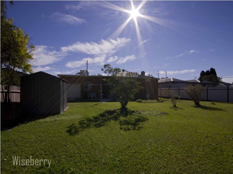 32 Deb Street, Taree NSW 2430