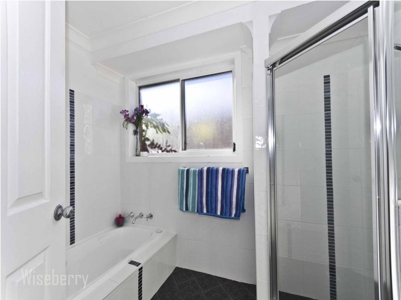 1/4 Drury Close, Old Bar NSW 2430