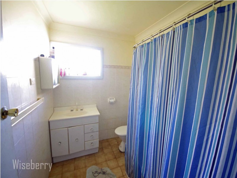 8 Deb Street, Taree NSW 2430